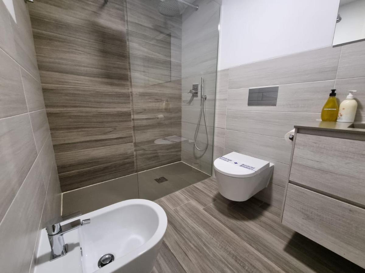 Apartament Duplex Moderno En Alameda Sewilla Zewnętrze zdjęcie