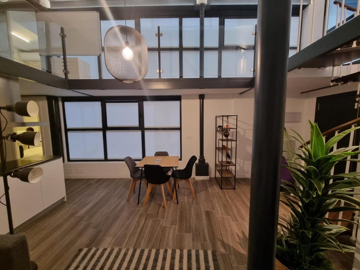 Apartament Duplex Moderno En Alameda Sewilla Zewnętrze zdjęcie